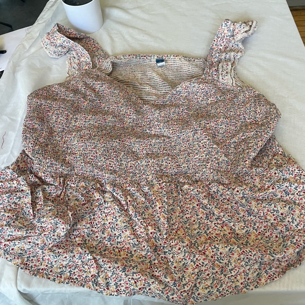 Floral top